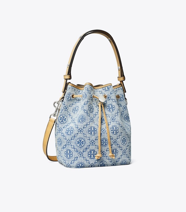 Tory Burch diseñador bolsos bandolera Mini bolso bucket de denim con monograma T en Powder Blue ángulo