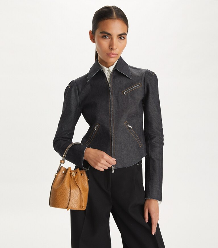 Tory Burch diseñador bolsos bandolera Mini bolso bucket de piel con monograma T en Tan adicional en modelo