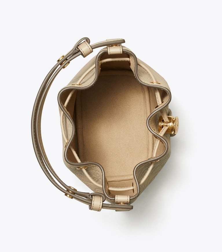 Tory Burch designer borse a spalla Mini borsa a secchiello T Monogram martellata in Fresh Clay angle