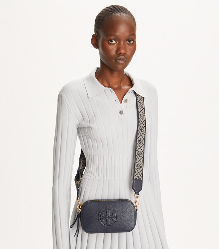 Tory Burch designer borse a spalla Mini borsa a tracolla Miller in Tory Navy accessory on model