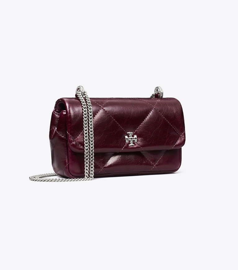 Tory Burch designer borse a spalla Mini borsa Kira con pattina e trapuntatura a diamante effetto consumato in Dark Carmine angle