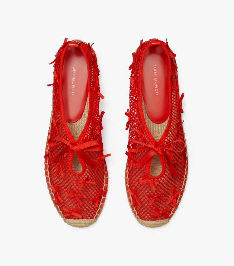 Tory Burch designer エスパドリーユ ミニ ボウ メッシュ エスパドリーユ in BLAZING RED / BLAZING RED オーバーヘッド