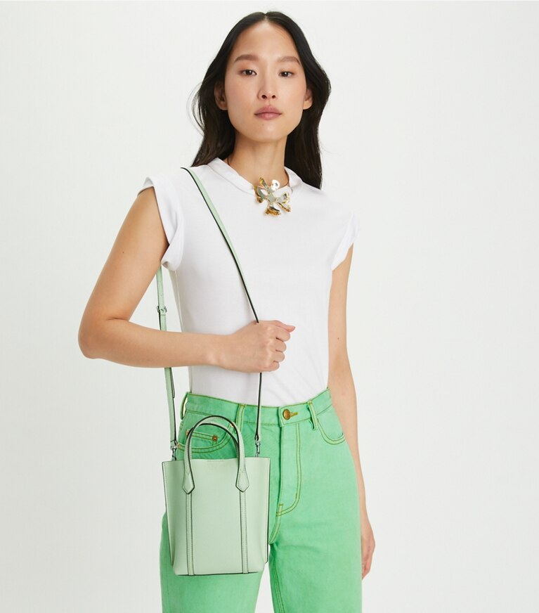 Tory Burch designer sacs à bandoulière Mini cabas Perry in MEADOW MIST angle