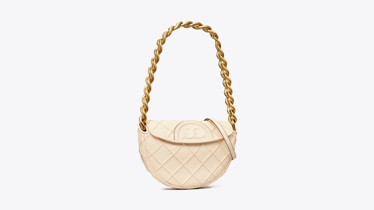 Tory Burch Fleming Soft Bucket Bag In Beige