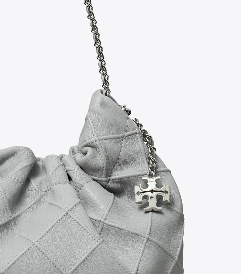 Tory Burch designer クロスボディバッグ フレミング ミニドローストリングバッグ in Gray angle