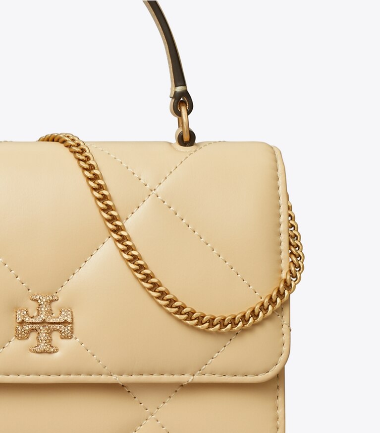 Tory Burch designer ミニバッグ キラ パヴェ ロゴ ダイヤモンドキルト トップハンドル ミニチェーンウォレット in Vanilla Soft Serve angle