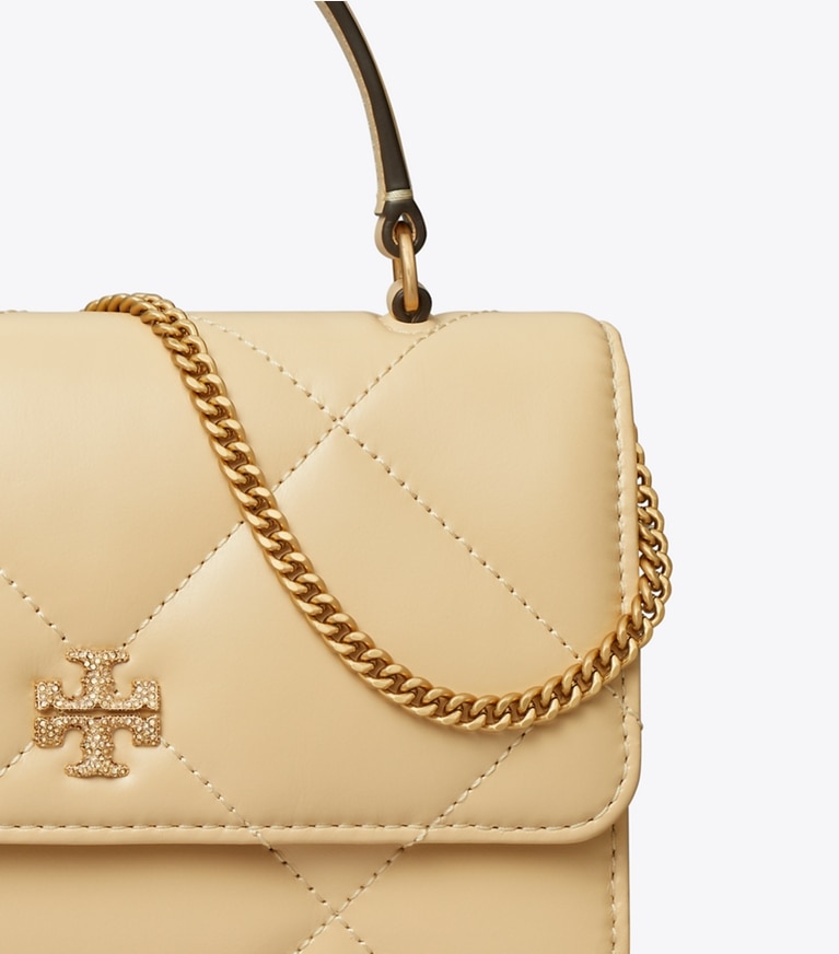 Tory Burch designer ミニバッグ キラ パヴェ ロゴ ダイヤモンドキルト トップハンドル ミニチェーンウォレット in Vanilla Soft Serve angle