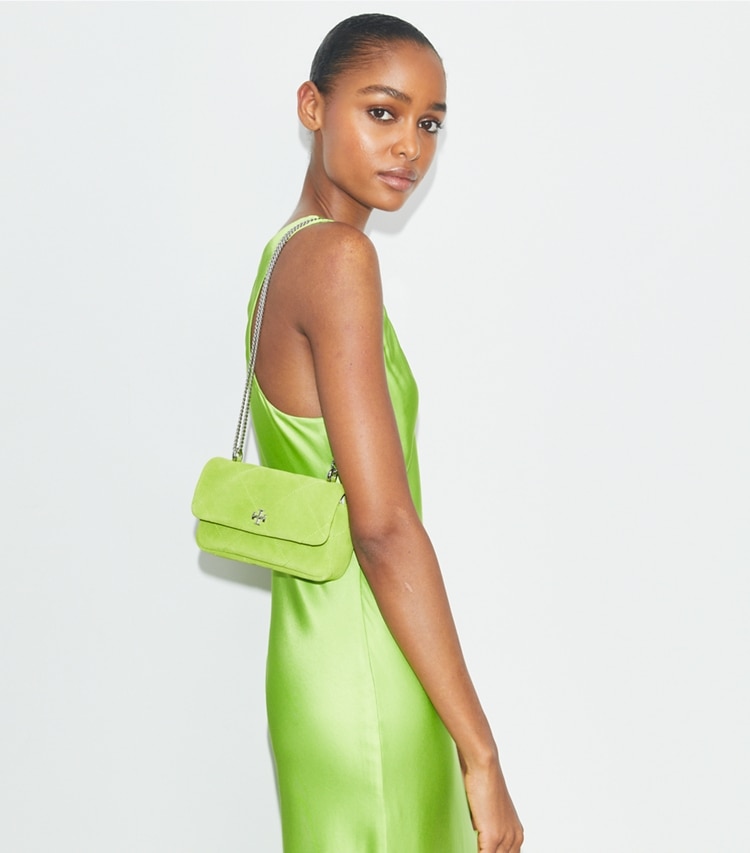 Tory Burch designer クロスボディバッグ キラ ダイヤモンドキルト スエード ミニフラップバッグ in Bitter Lime accessory on model