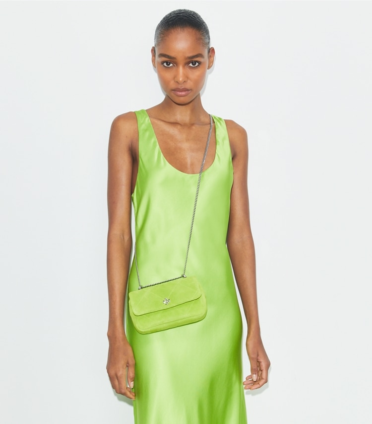 Tory Burch designer クロスボディバッグ キラ ダイヤモンドキルト スエード ミニフラップバッグ in Bitter Lime additional on model