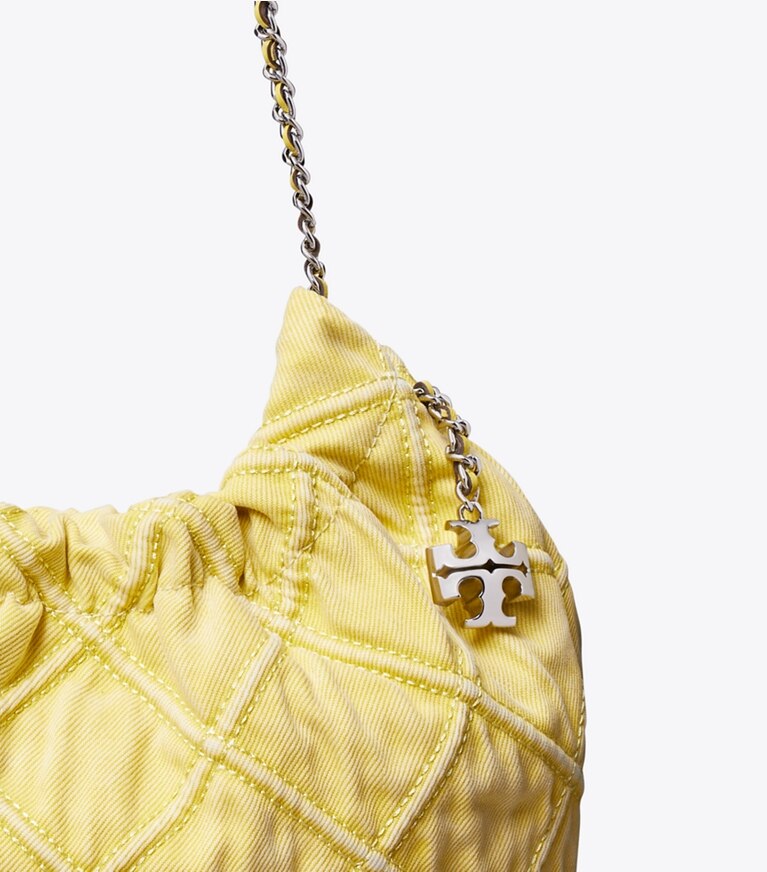 Tory Burch designer sacs à bandoulière Mini sac Hobo Fleming en denim doux in Yellow informations