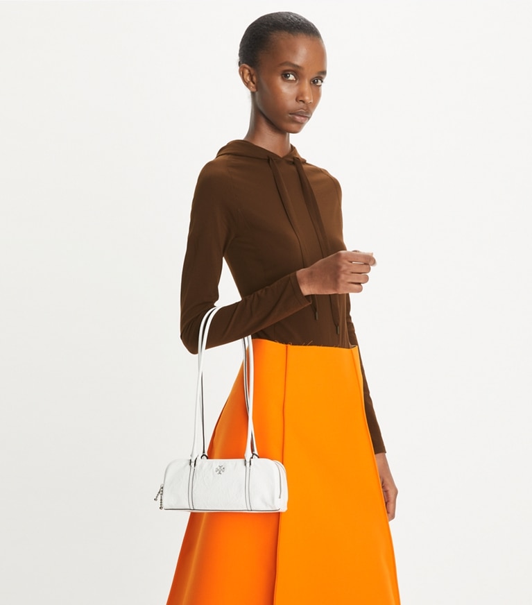 Tory Burch designer sacs porté épaule Mini sac Marshmallow en cuir froissé dans White accessoire sur le modèle