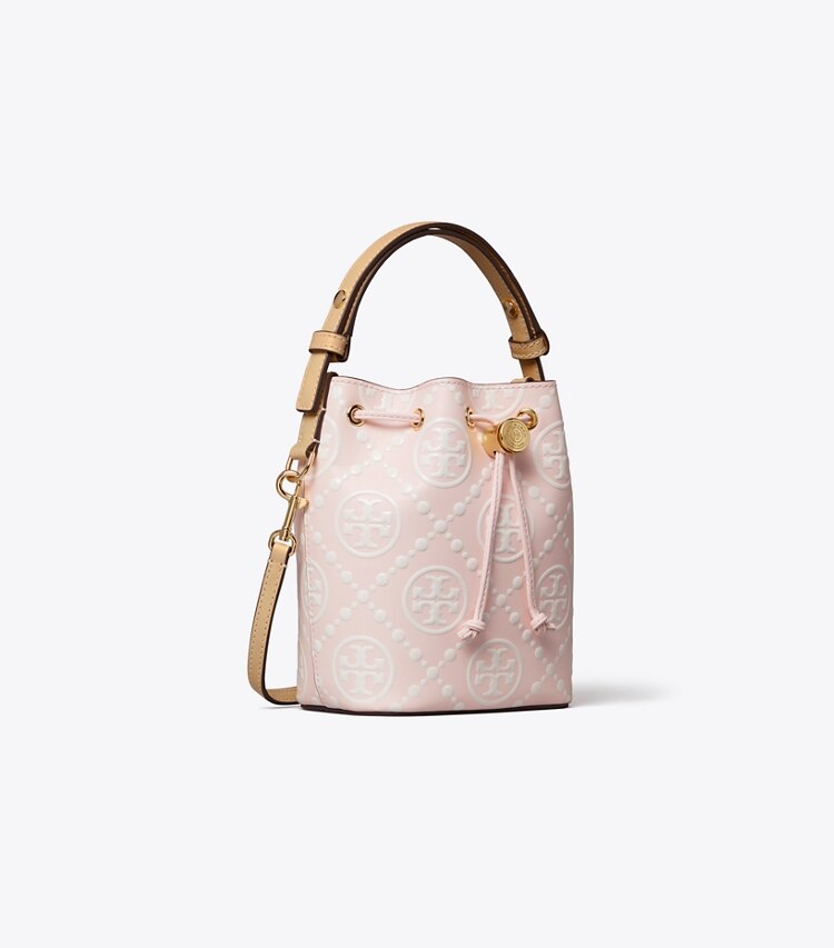 Tory Burch designer sacs à bandoulière Mini sac seau T Monogram en cuir embossé contrastant in Powder Pink angle