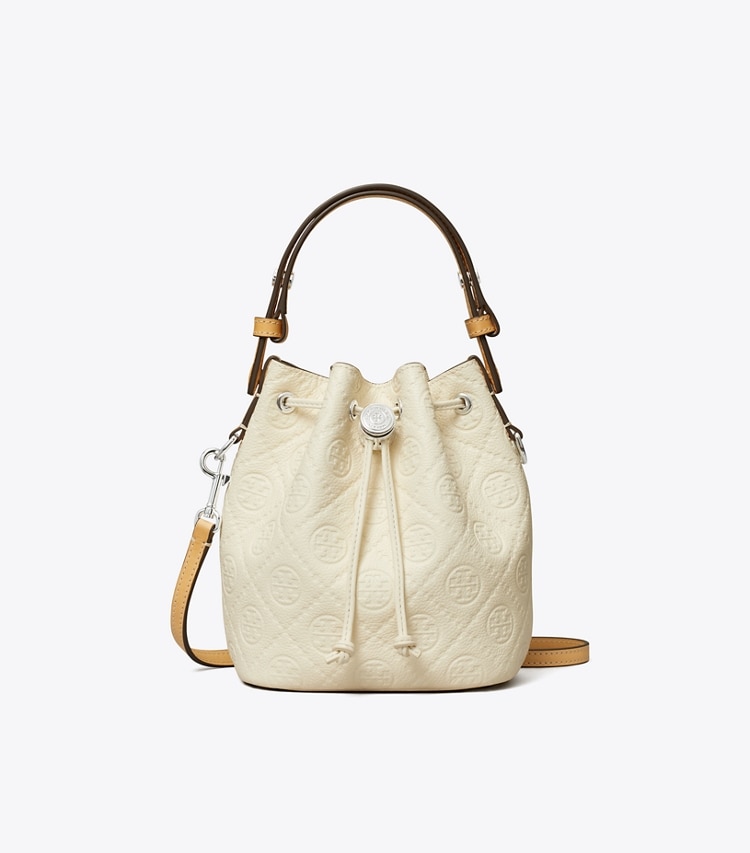 Tory Burch diseñador bolsos bandolera Minibolso bucket con diseño de guijarros con monograma de T en Warm White frontal