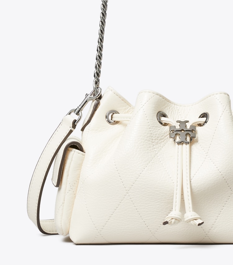 Tory Burch diseñador bolsos bandolera Minibolso de hombro Charlie acolchado con cordón ajustable en Light Cream detalle