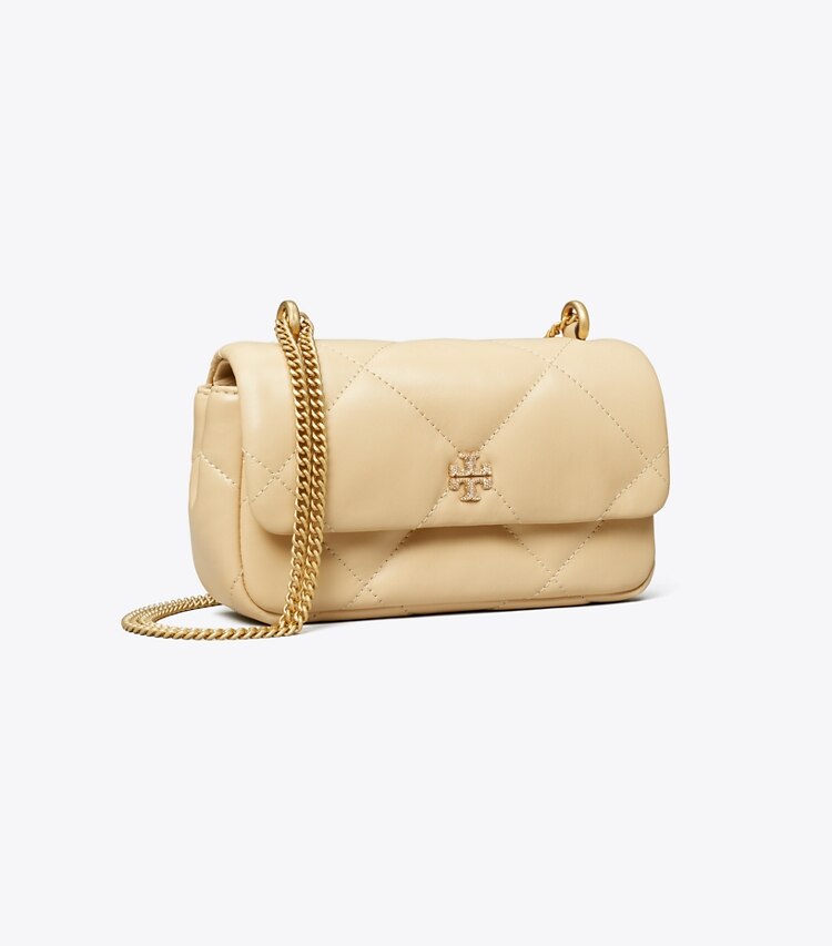 Tory Burch diseñador bolsos bandolera Minibolso Kira Diamond Quilt con solapa y logo pavé en Vanilla Soft Serve ángulo