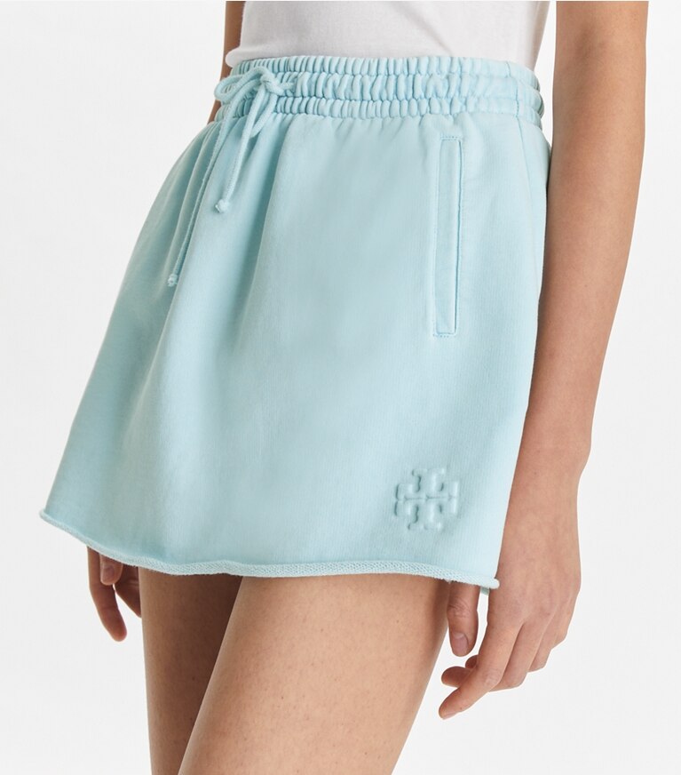 Tory Sport designer pantaloni Minigonna in spugna di cotone in Pastel Sky front