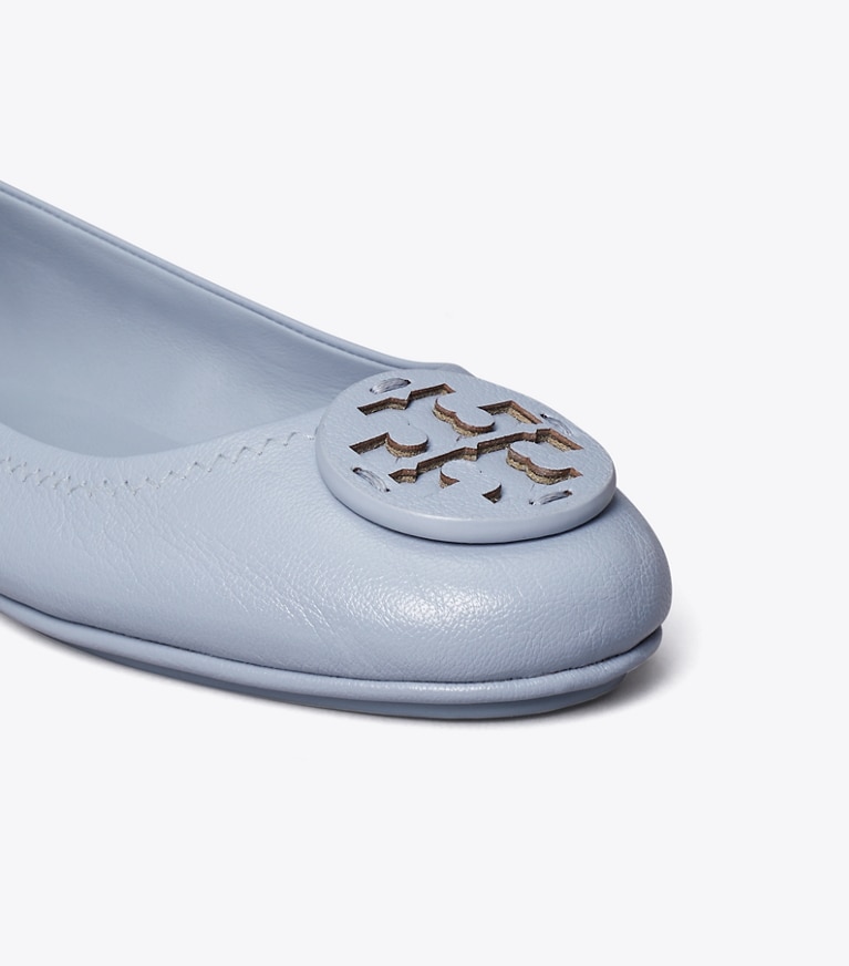 Tory Burch designer loafers Minnie Reiseballerina in DEW BLUE angle