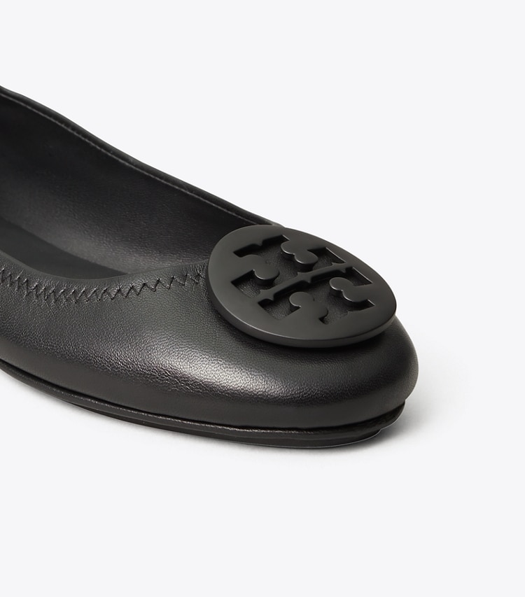 Tory Burch designer flats Minnie Travel Ballet in Perfect Black detail