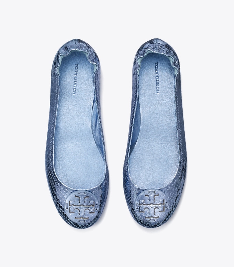 Tory Burch designer フラット ミニー トラベル バレエ in LAGUNA BLUE angle