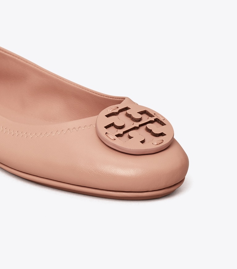 Tory Burch designer flats Minnie Travel Ballet with Leather Logo in MEADOWSWEET / MEADOWSWEET angle