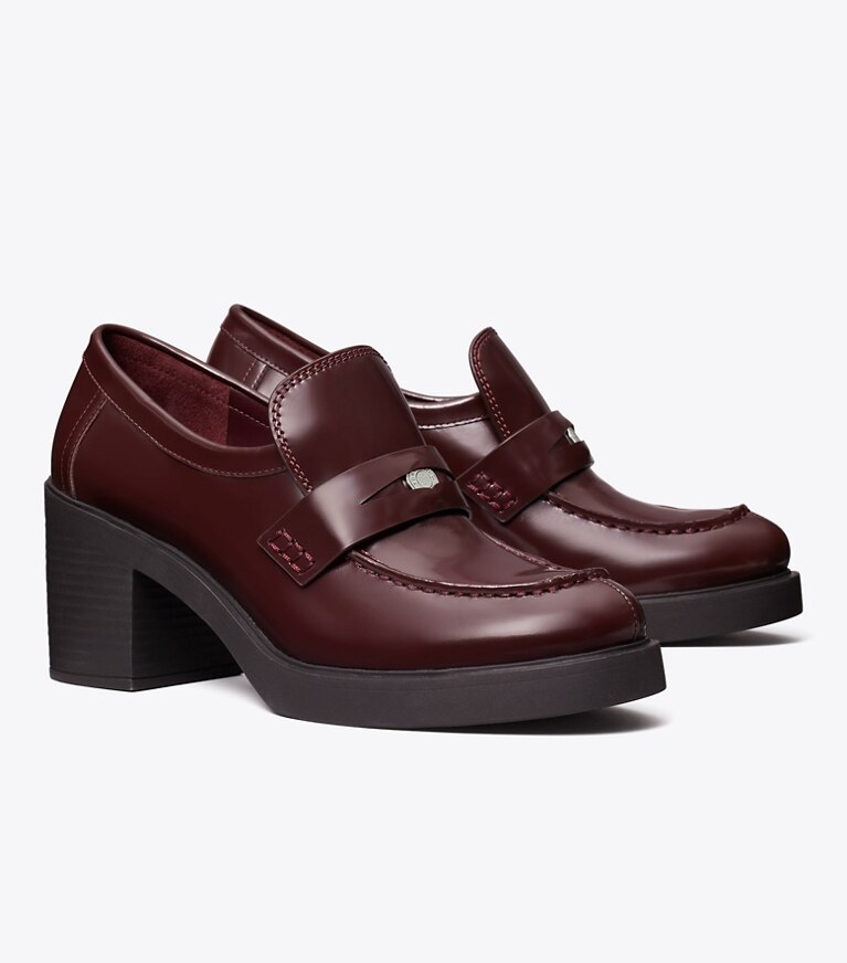 Tory Burch diseñador tacones Mocasín clásico con tacón y suela dentada en PLUM ángulo