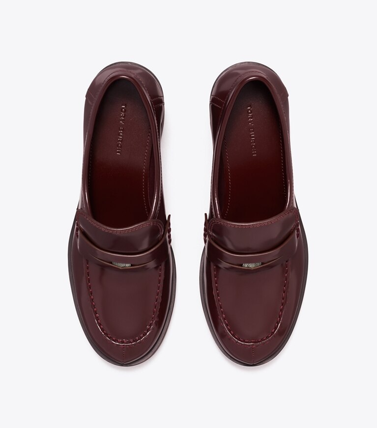 Tory Burch diseñador tacones Mocasín clásico con tacón y suela dentada en PLUM vista superior