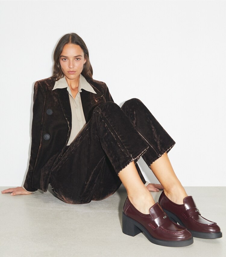 Tory Burch diseñador tacones Mocasín clásico con tacón y suela dentada en PLUM estudio