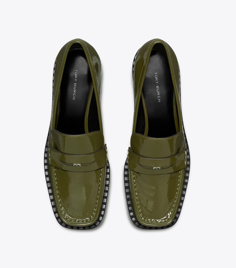 Tory Burch designer mocassins Mocassin à bout carré dans GREEN VERNICE vue du dessus