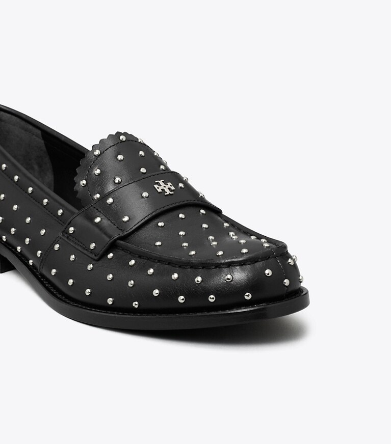 Tory Burch designer mocassins Mocassin classique à clous dans PERFECT BLACK / SILVER détails