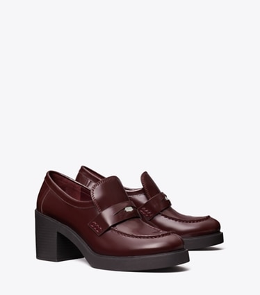 Tory Burch designer escarpins Mocassin classique à talon et semelle crantée dans PLUM angle