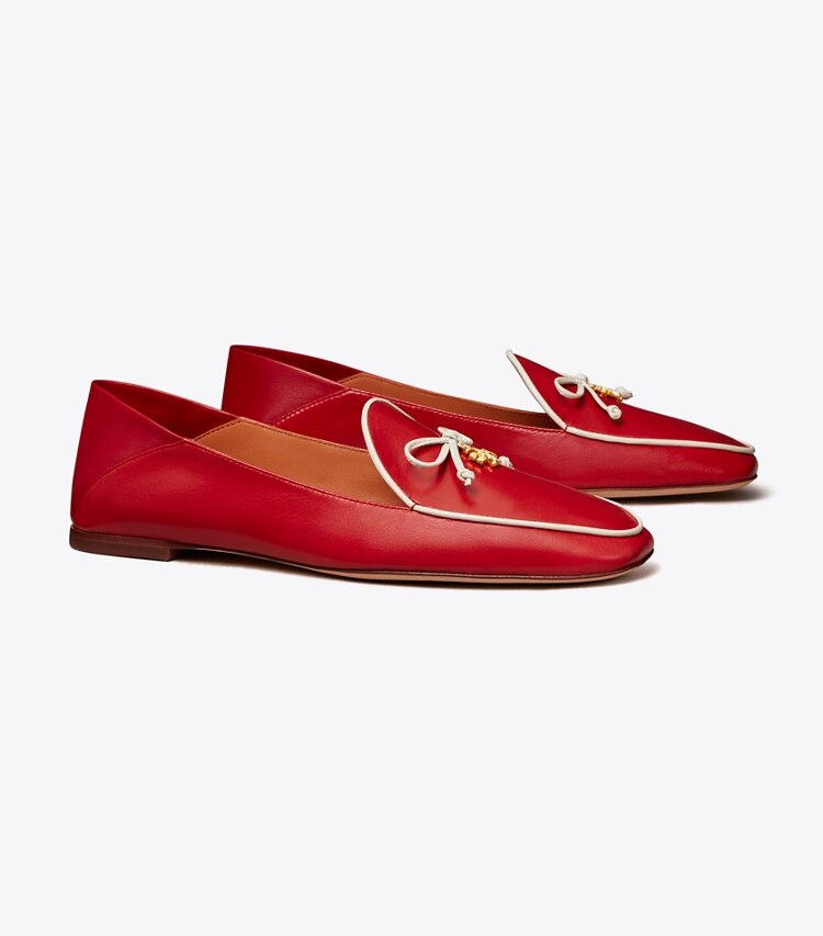 Tory Burch designer mocassins Mocassin Tory Breloque dans TORY RED / NEW CREAM angle