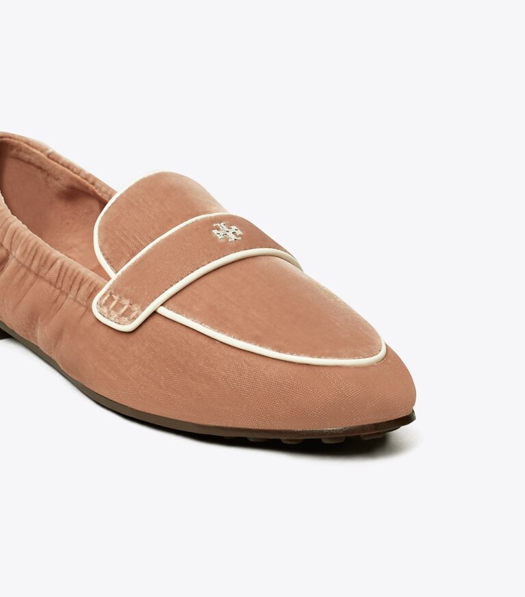 Tory Burch designer mocassini Mocassino ballerina in VINTAGE ROSE / PERFECT BLACK angle