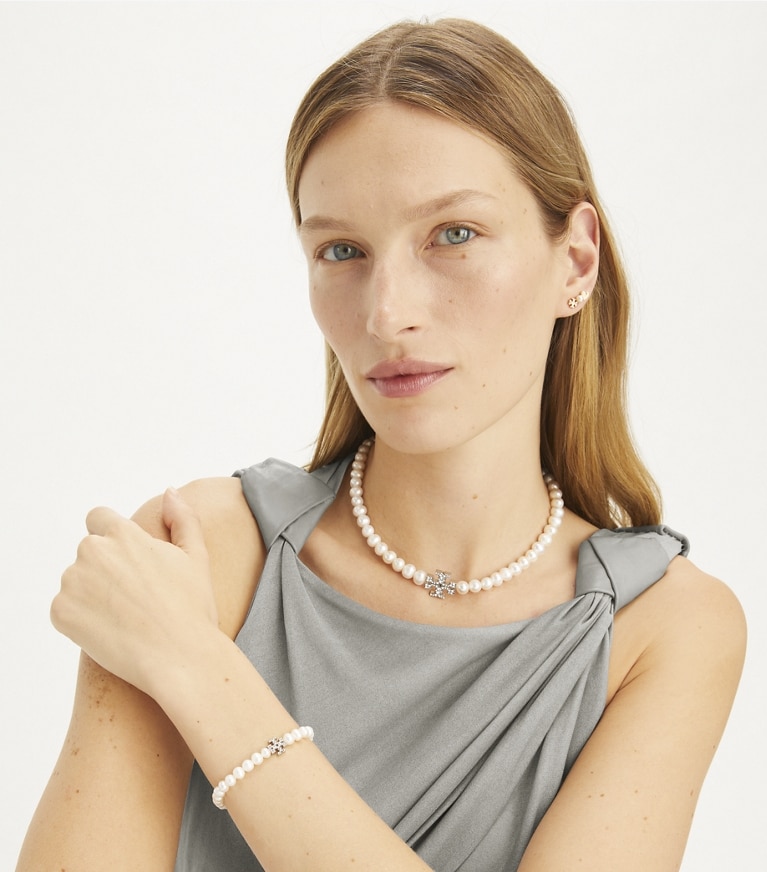 Tory Burch designer ブレスレット キラ パール ブレスレット in Tory Silver / Crystal / Pearl front