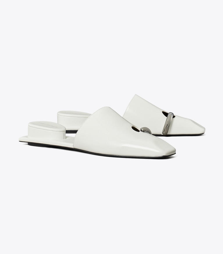 Tory Burch diseñador zapatos planos Mules Pierced en WHITE / SILVER ángulo