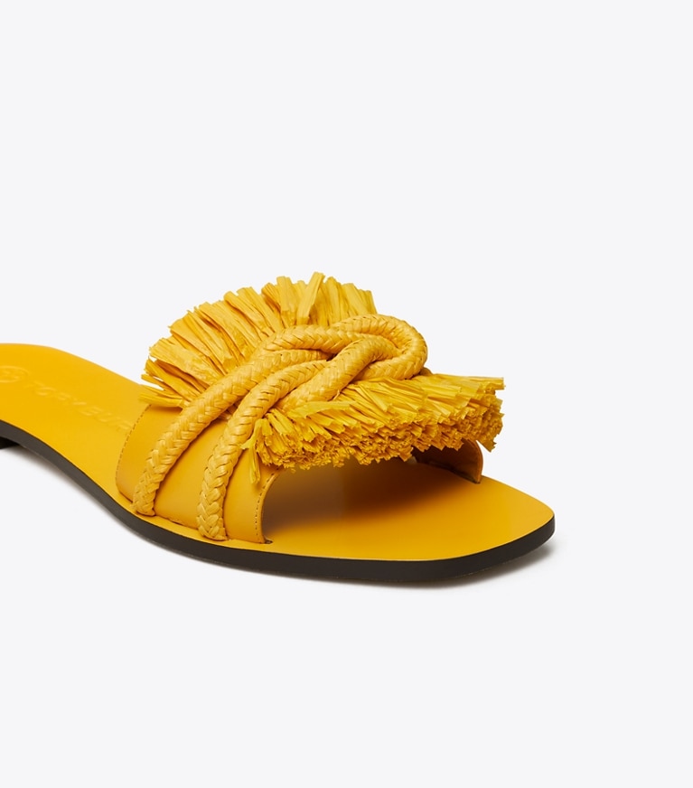 Tory Burch designer sandales Mules plates à cordelette in Golden Crest / Golden Crest angle