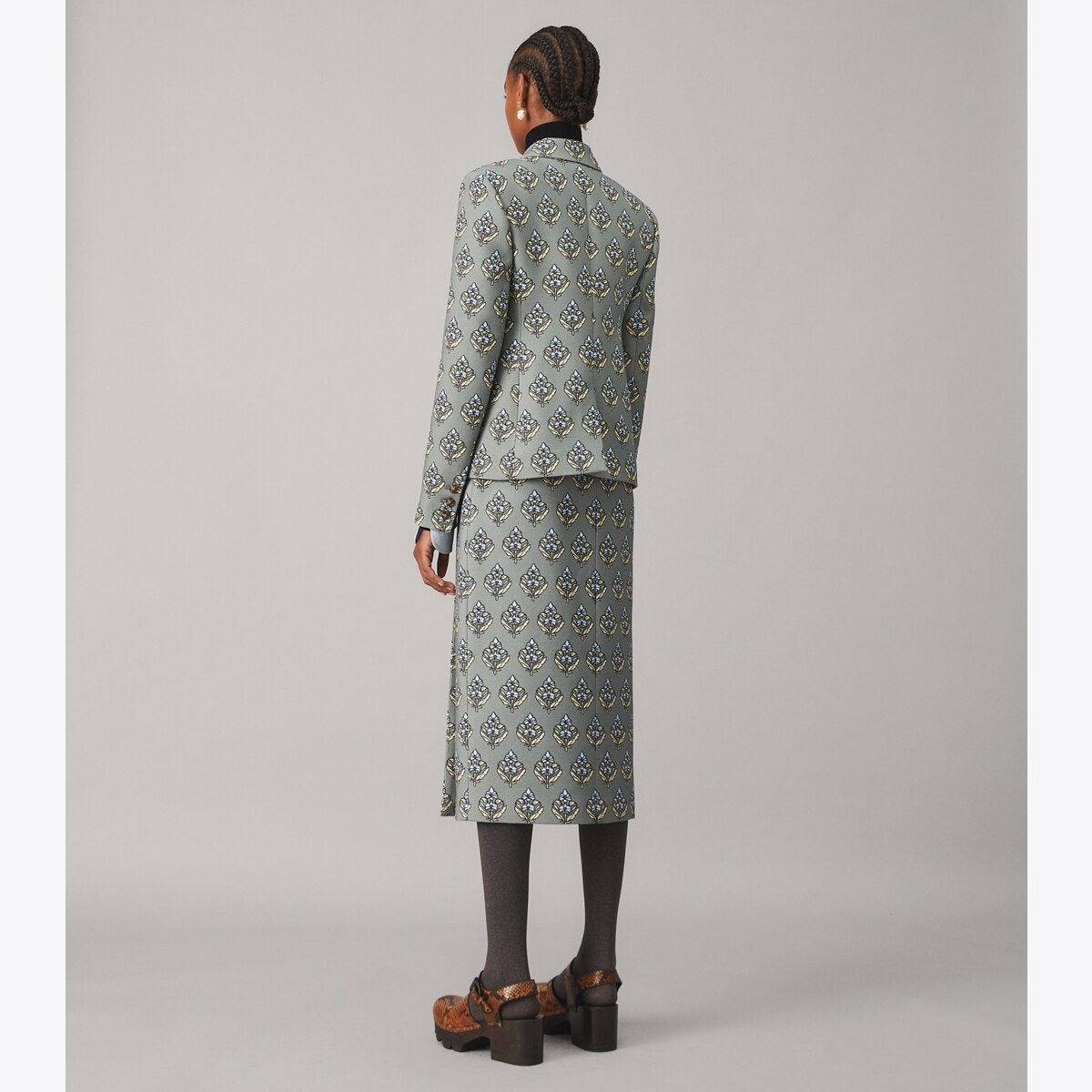 multi-button-twill-crepe-