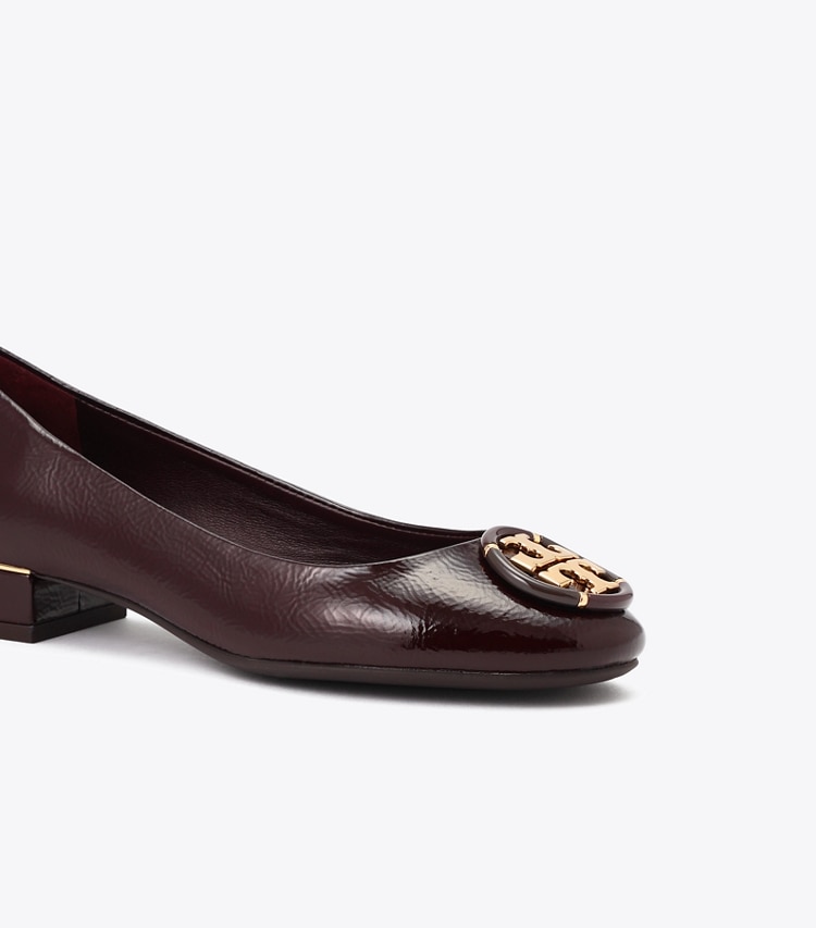 Tory Burch designer フラット マルチ ロゴ ブロックヒール in AGNELLO ディテール