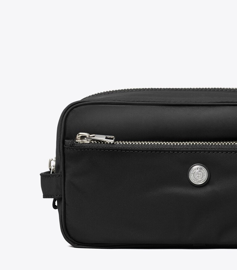 Tory Burch diseñador estuches para cosméticos Neceser grande Twist en Black detalle