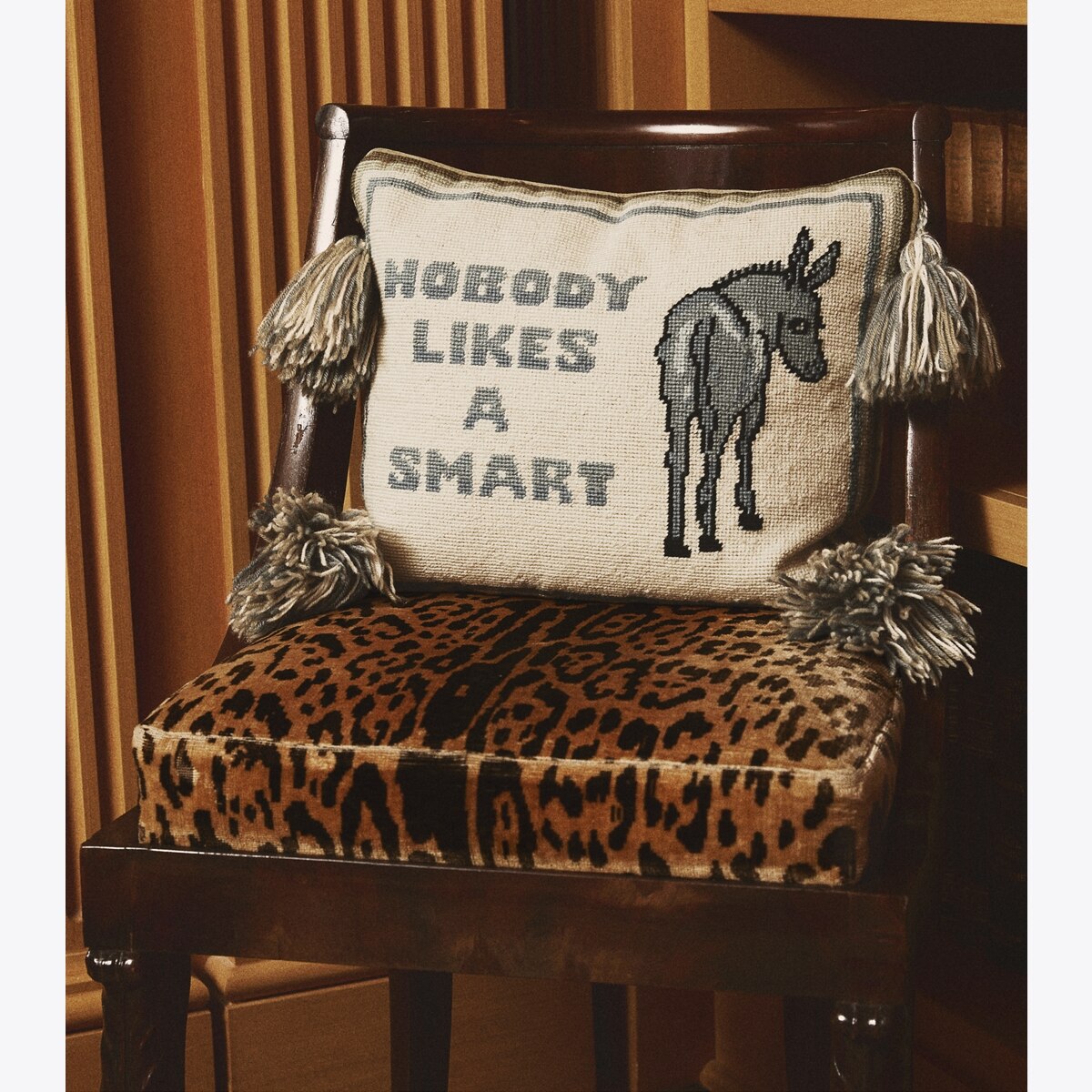 Tory Burch Needle Point Pillow ピローケース Chinoiserie Chic: Needlepoint