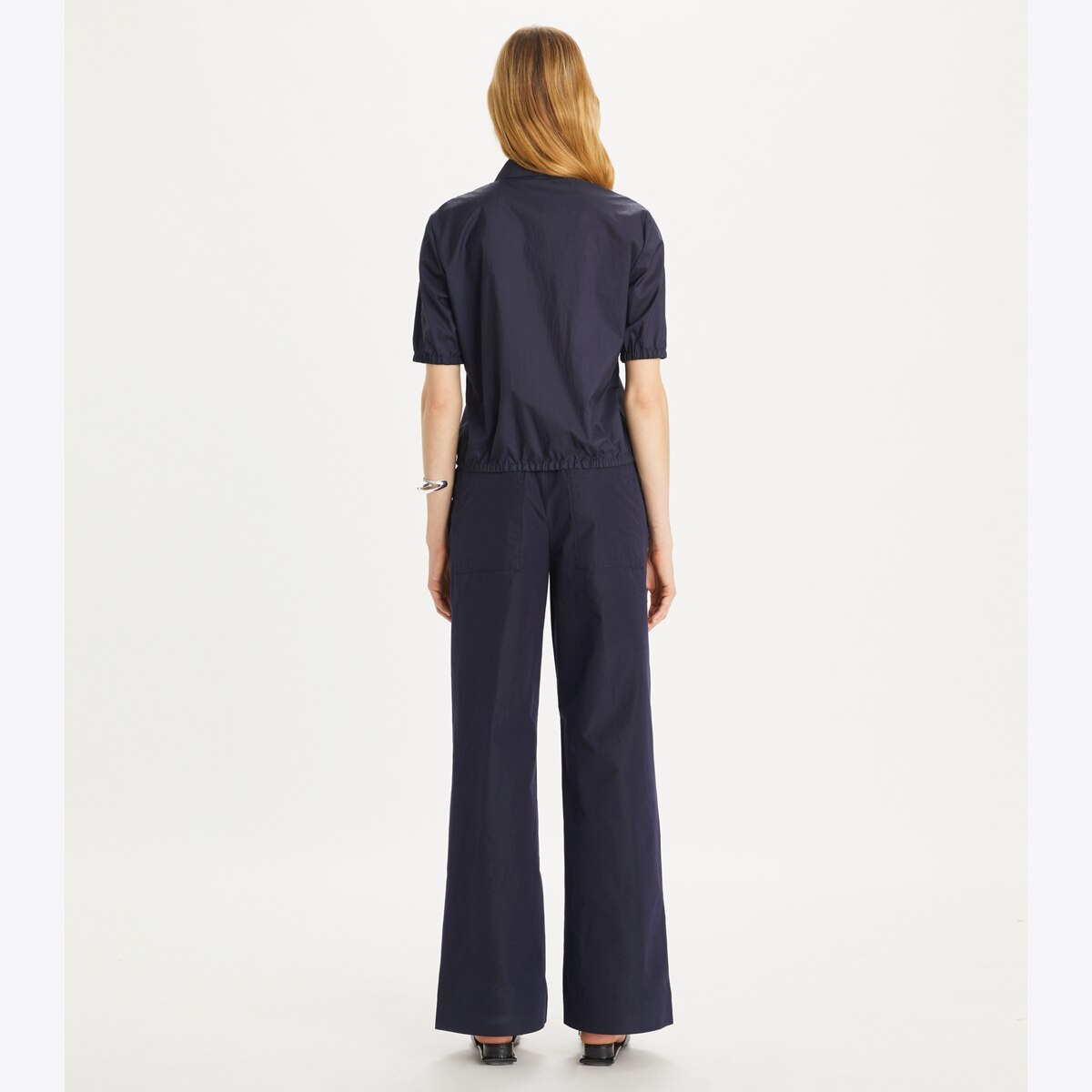 TORY BURCH 53420783 関税送料込 リー ラジウィル スエード ラージショルダーバッグ: レディース