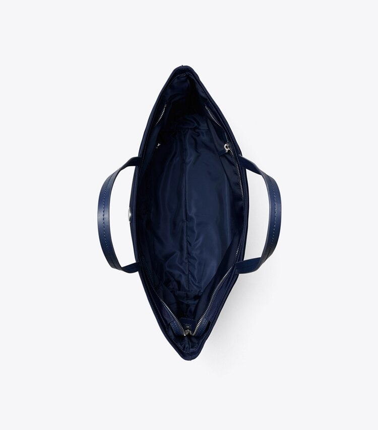 Tory Burch designer トートバッグ ナイロン トートバッグ in Tory Navy オーバーヘッド