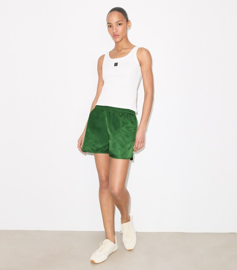 Tory Burch designer unterteile Nylonshorts in Dark Green modell von vorn