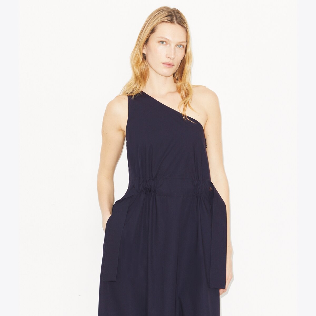 ONE-SHOULDER BELTED COTTON DRESS - thumbnail 5