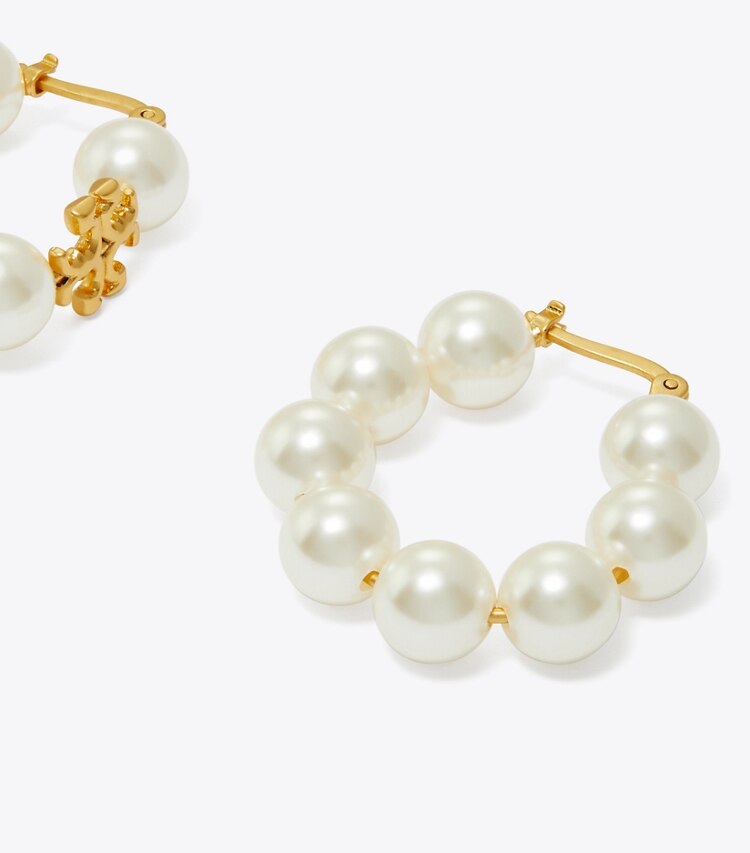 Tory Burch designer orecchini Orecchino a cerchio Kira con perle in Rolled Brass #59 / Ivory dettaglio