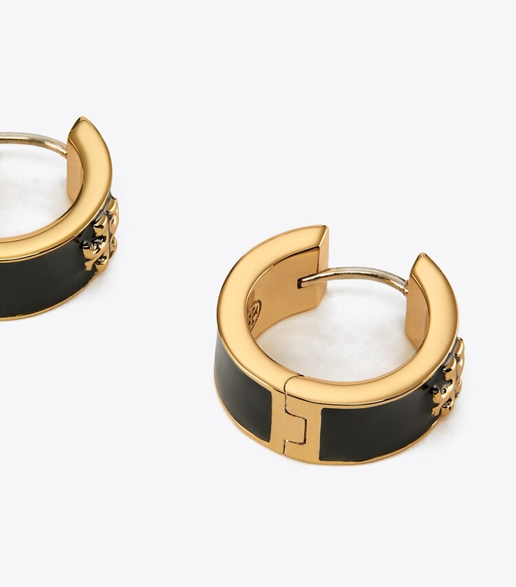 Tory Burch designer orecchini Orecchino a cerchio smaltato Kira in Tory Gold / Black dettaglio