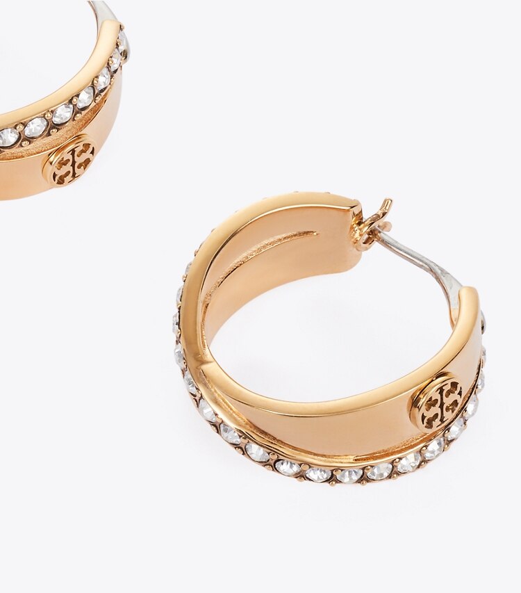 Tory Burch designer orecchini Orecchino a doppio cerchio Icon pavé in Tory Gold / Crystal dettaglio