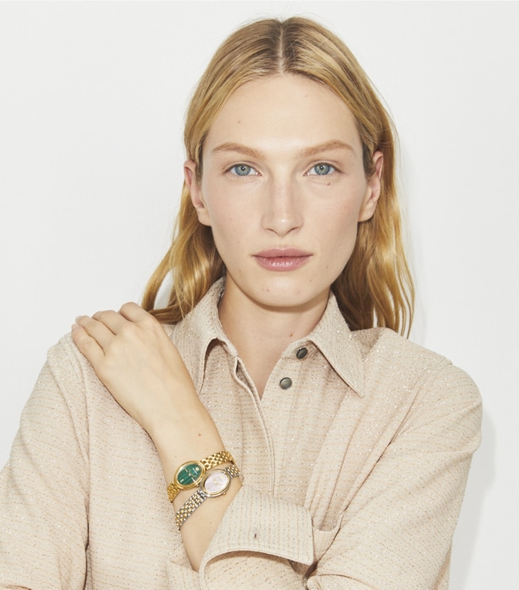 Tory Burch designer montres bracelet Oval Watch in MALACHITE/GOLD accessory on model