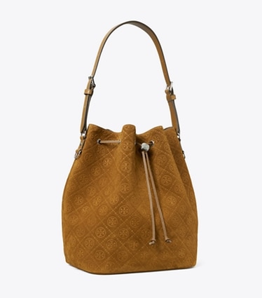 Tory Burch designer hobo bags Oversize Bucket Bag aus Wildleder mit T-Monogramm in CHICORY BROWN angle