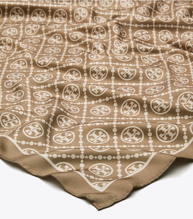 Tory Burch diseñador bufandas Pañuelo cuadrado de seda de doble cara con monograma de T en Natural Khaki detalle