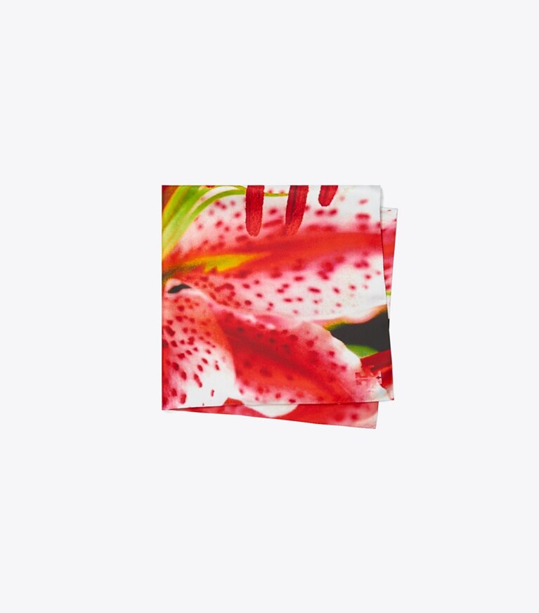 Tory Burch diseñador bufandas Pañuelo cuadrado de seda Lily en Pink Lily plegado